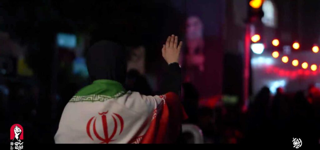 گفتگو با دانش آموزان در سوگ امام شهید